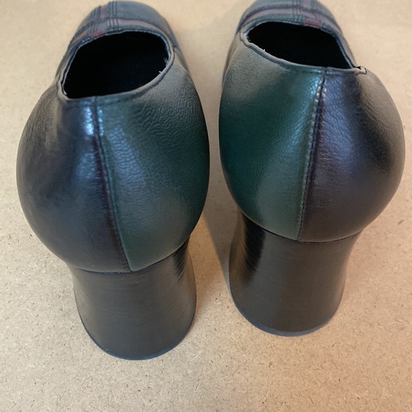 Jacqueline Ferrar Carrie Heels. Leather Made in Brazil. Size 8 - Picture 8 of 9